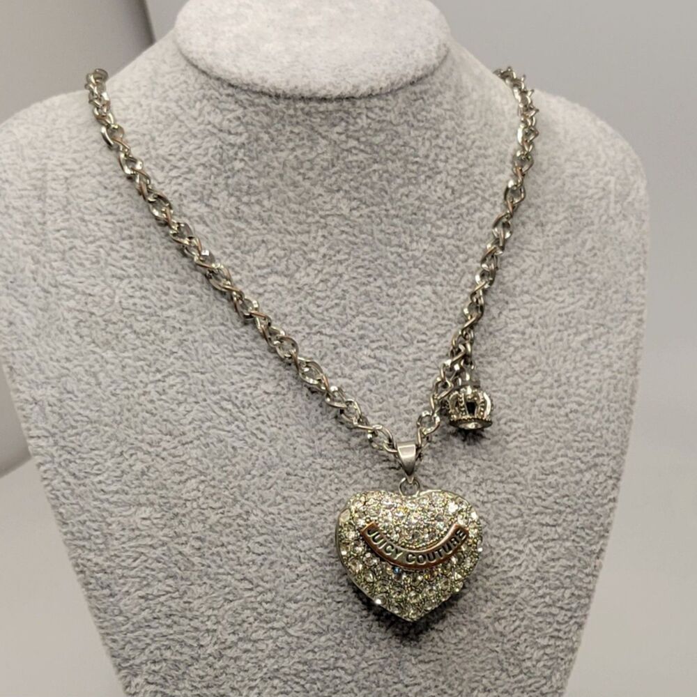 ▪︎Juicy Couture Necklace